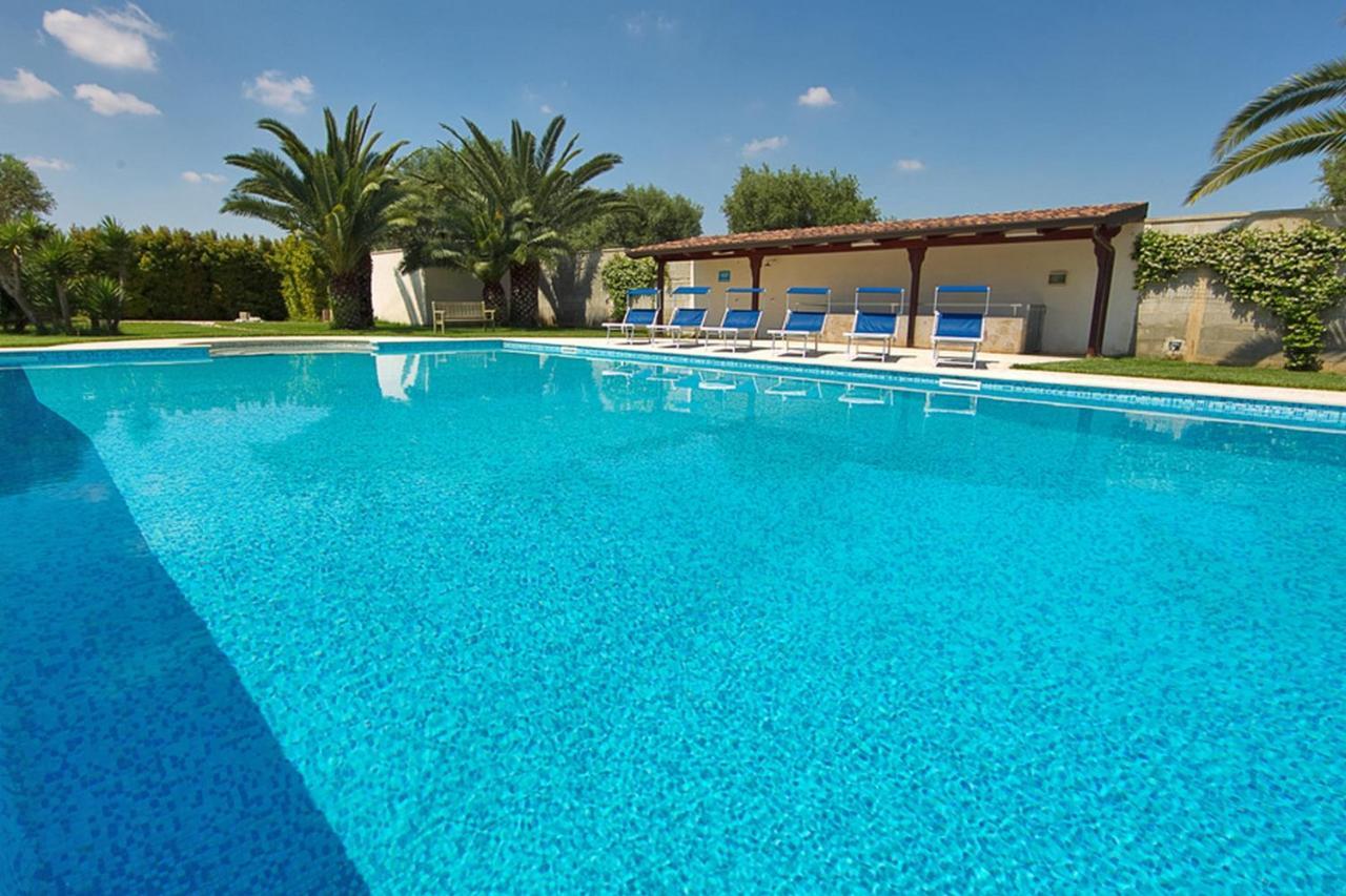 B&B Quattrostelle Cavallino di Lecce Exterior foto